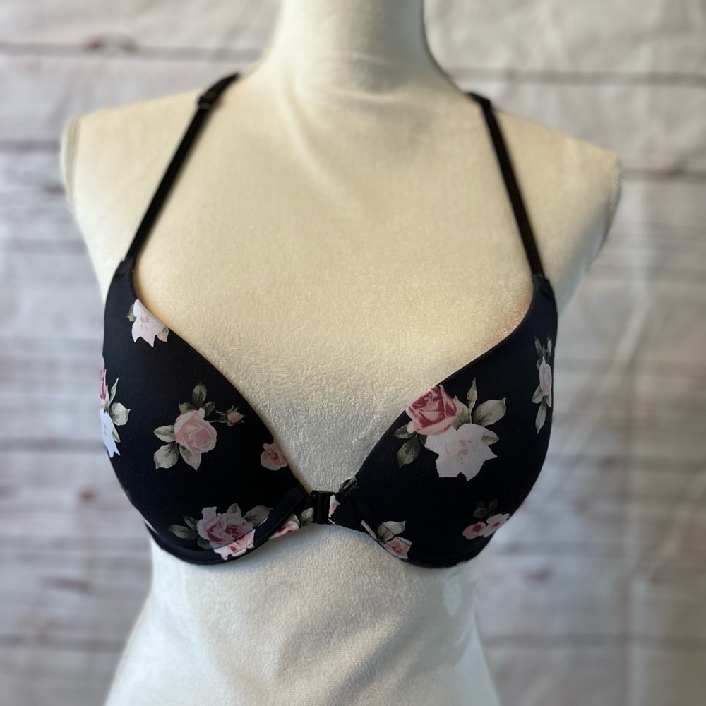 PINK Wear everywhere push-up floral, black bra, size 34B front snap strappy back